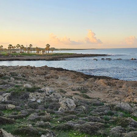 Dahan Sirena Lighthouse Luxury Apartment Paphos Esterno foto